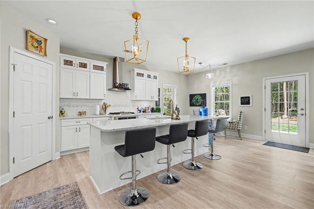 820 Sunset Pointe Drive, Salisbury, NC 28146