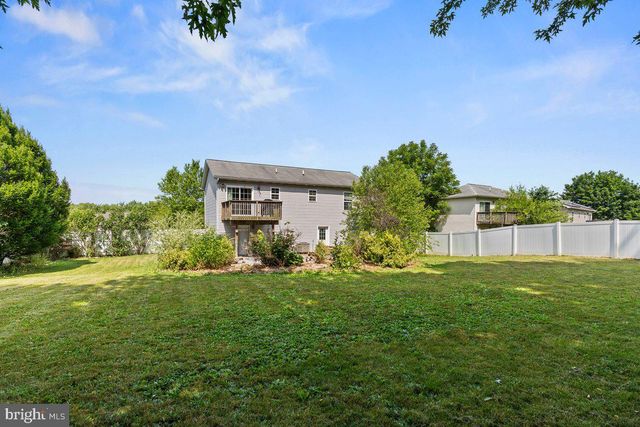 22 HORIZON DR, Fredericksburg, PA 17026