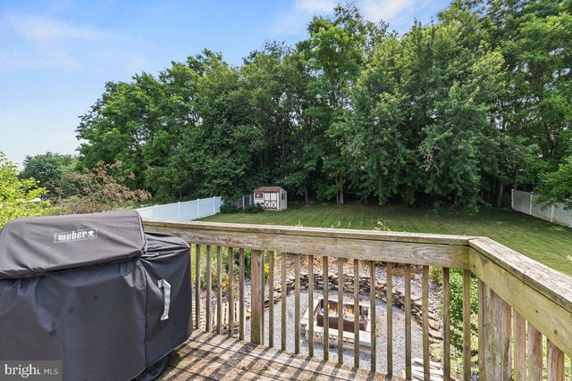 22 HORIZON DR, Fredericksburg, PA 17026