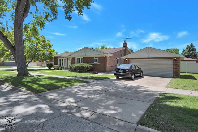 5532 Oak Center Drive, Oak Lawn, IL 60453