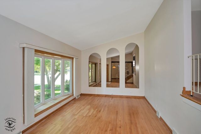 5532 Oak Center Drive, Oak Lawn, IL 60453