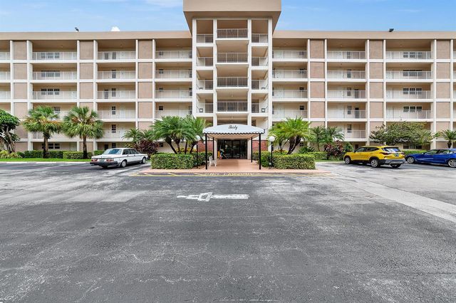 2851 S Palm Aire Drive 405, Pompano Beach, FL 33069