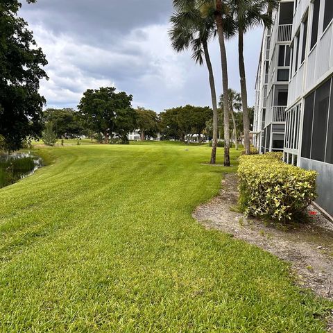 2851 S Palm Aire Drive 405, Pompano Beach, FL 33069