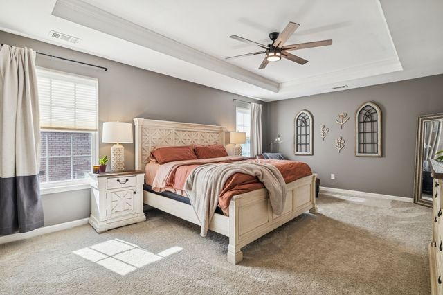140 Hackney Ln, Gallatin, TN 37066