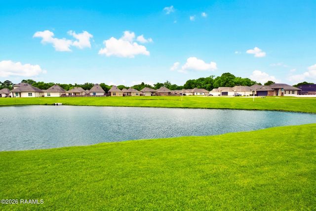 106 Lukes Hollow Lane, Lafayette, LA 70508