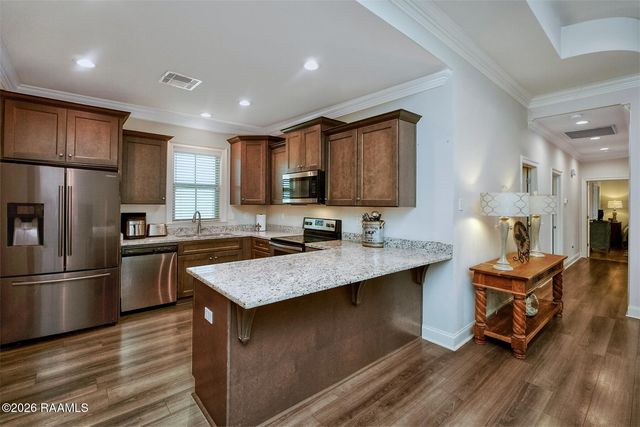 106 Lukes Hollow Lane, Lafayette, LA 70508