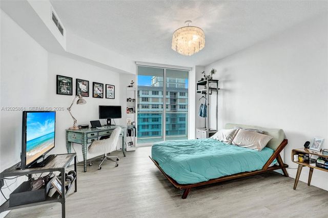 1881 79th St Cswy 1404, North Bay Village, FL 33141