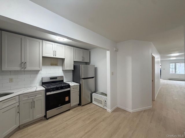 387 Jerome Street, Brooklyn, NY 11207