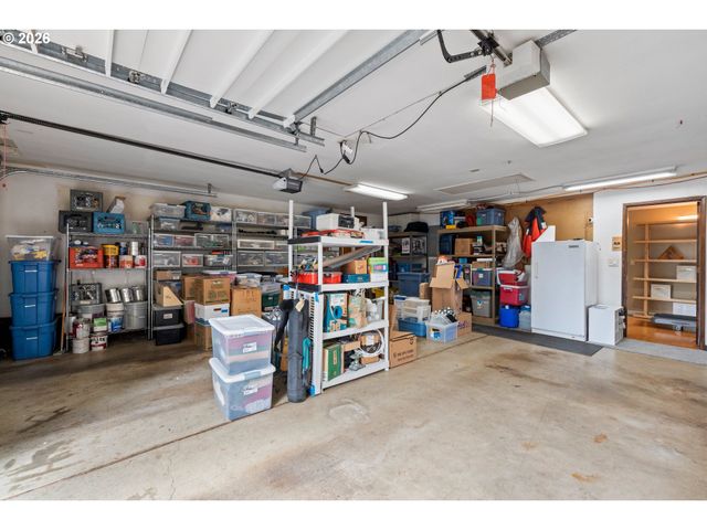 5676 Se HILLWOOD Cir, Milwaukie, OR 97267