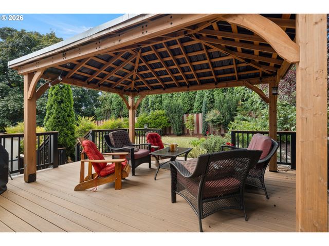 5676 Se HILLWOOD Cir, Milwaukie, OR 97267