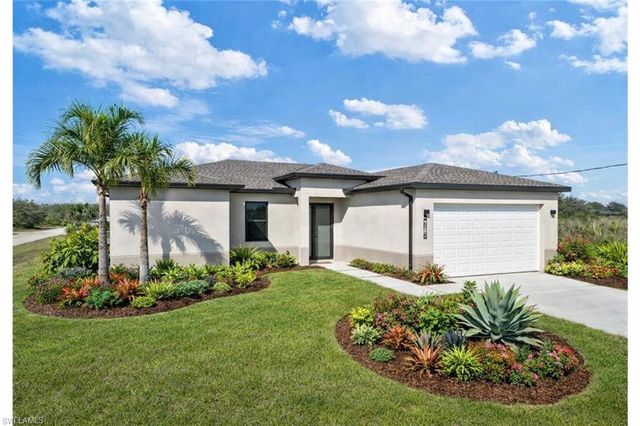 2618 69th ST W, Lehigh Acres, FL 33971