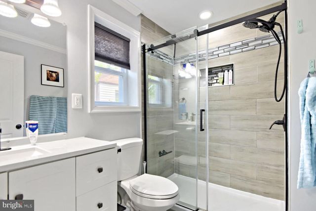 606 MEADOW RD, Baltimore, MD 21206