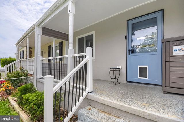 606 MEADOW RD, Baltimore, MD 21206