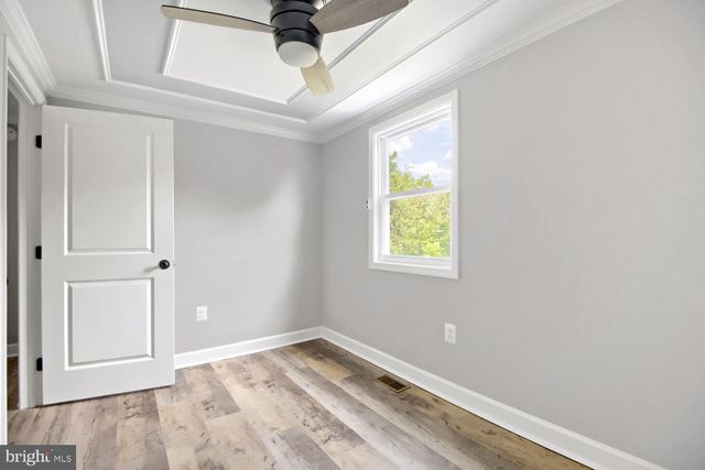 606 MEADOW RD, Baltimore, MD 21206