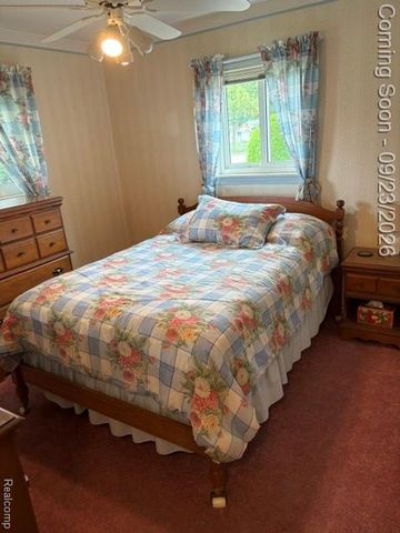 32901 Grinsell Drive, Warren, MI 48092