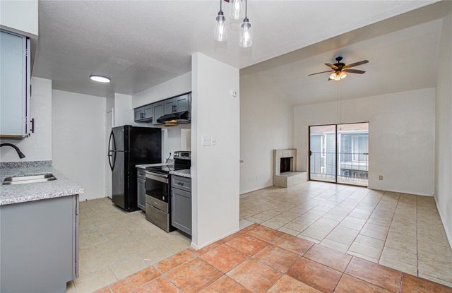 8034 Antoine Drive 223, Houston, TX 77088