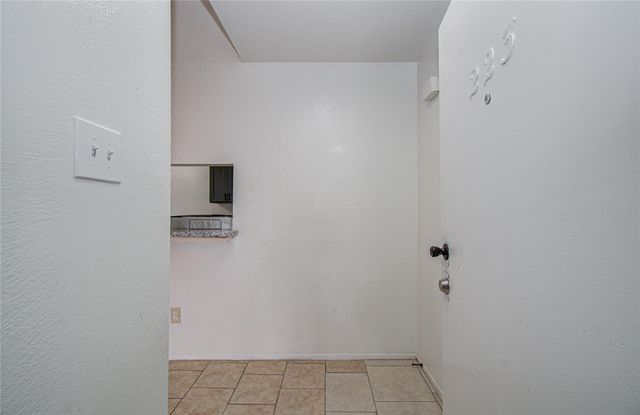 8034 Antoine Drive 223, Houston, TX 77088