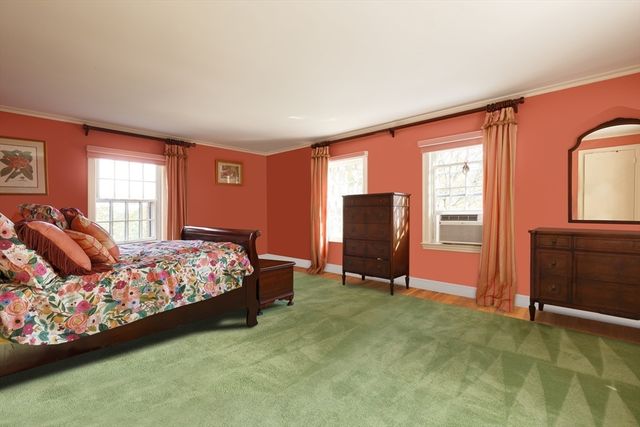 436 Lafayette St, Salem, MA 01970