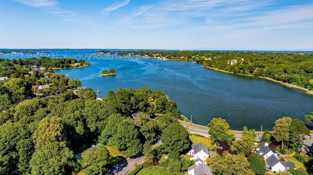 436 Lafayette St, Salem, MA 01970