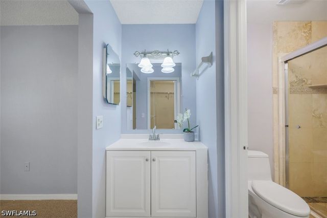 5685 Whitaker RD 202, Naples, FL 34112