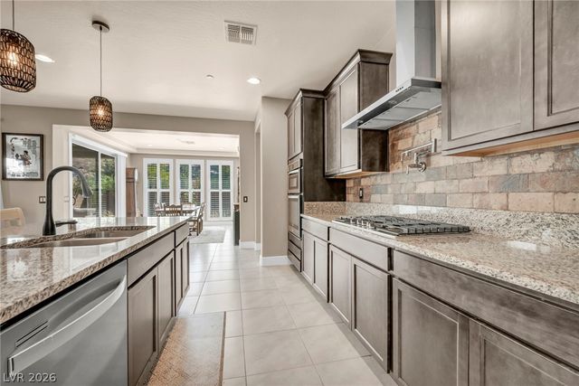 40 Vicolo Della Luna, Henderson, NV 89011