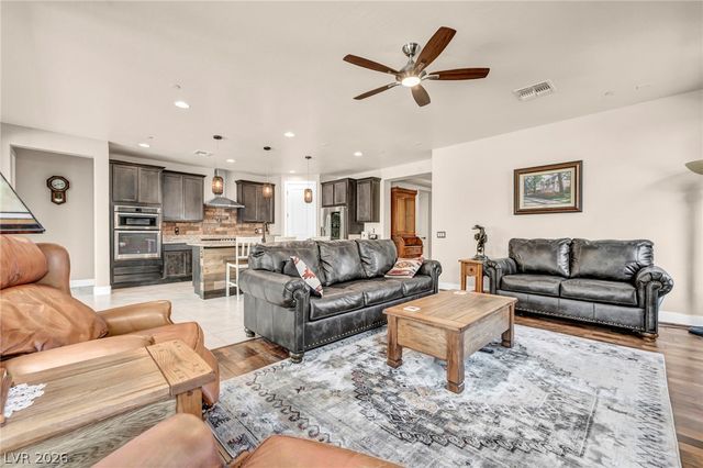 40 Vicolo Della Luna, Henderson, NV 89011