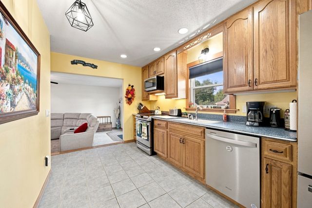 4 Rita Circle, South Hadley, MA 01075