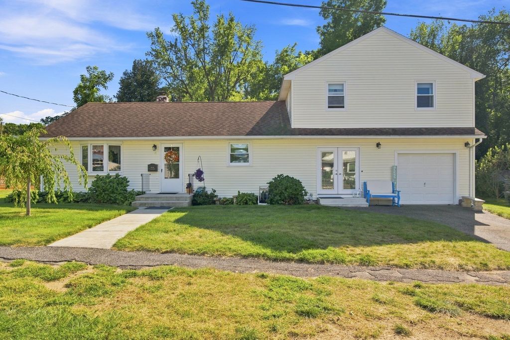 4 Rita Circle, South Hadley, MA 01075