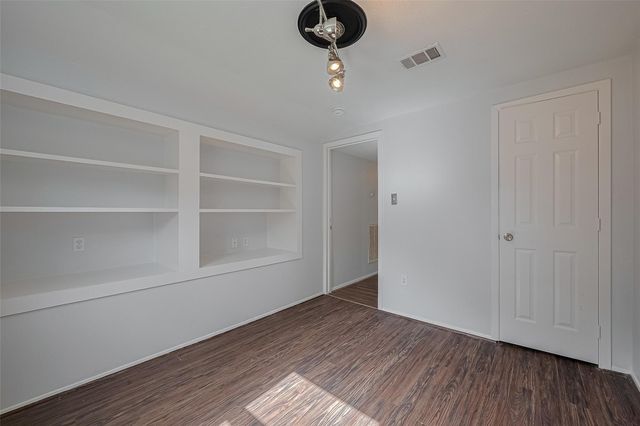 24606 Glen Loch Drive, Spring, TX 77380