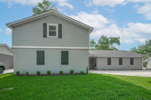 24606 Glen Loch Drive, Spring, TX 77380