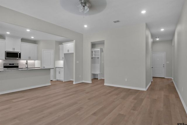 3061 Guinn Farms Rd, Tyler, TX 75707