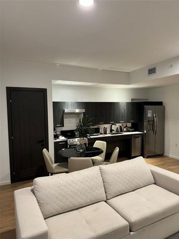 398 NE 5th Street 4015, Miami, FL 33132