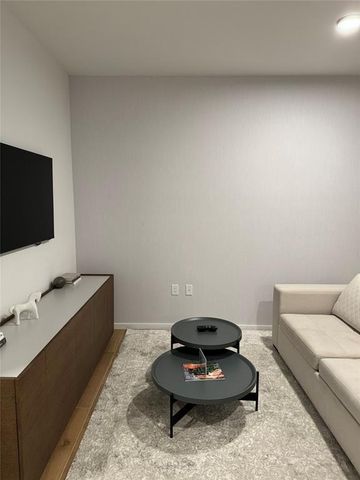 398 NE 5th Street 4015, Miami, FL 33132