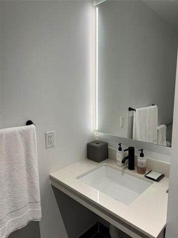 398 NE 5th Street 4015, Miami, FL 33132