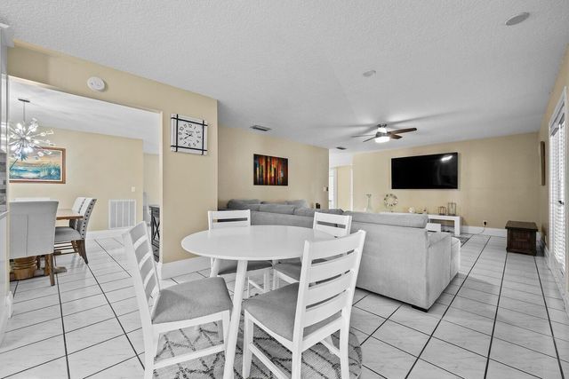 13724 Lilac Place, Wellington, FL 33414