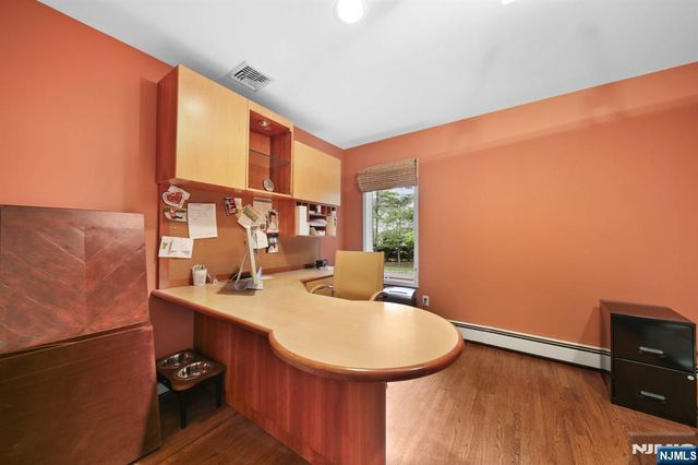 24 Country Club Way, Demarest, NJ 07627