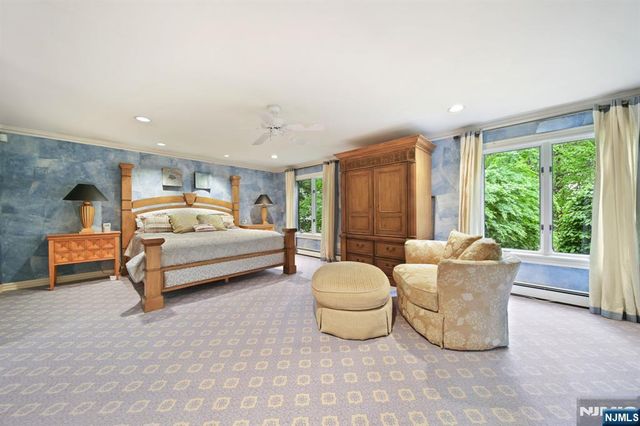 24 Country Club Way, Demarest, NJ 07627