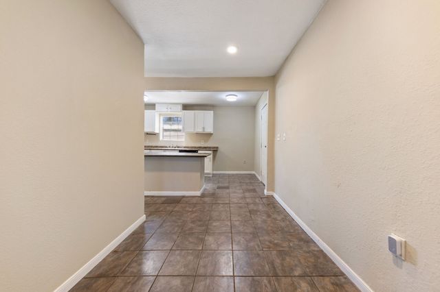 3432 Avenue C, Fort Worth, TX 76105