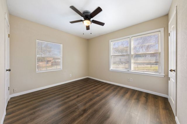 3432 Avenue C, Fort Worth, TX 76105