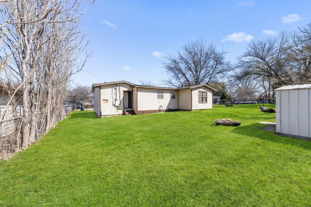 3432 Avenue C, Fort Worth, TX 76105