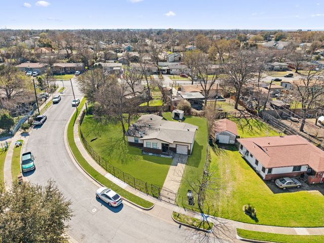 3432 Avenue C, Fort Worth, TX 76105