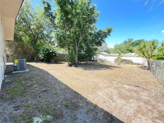 2015 6TH STREET NE, Winter Haven, FL 33881