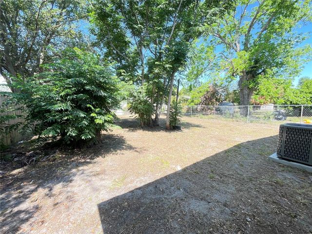 2015 6TH STREET NE, Winter Haven, FL 33881
