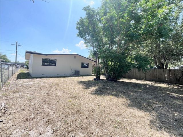 2015 6TH STREET NE, Winter Haven, FL 33881