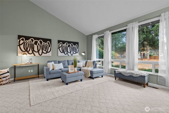 14138 150th Place SE, Renton, WA 98059