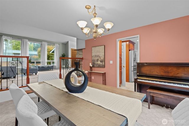 14138 150th Place SE, Renton, WA 98059