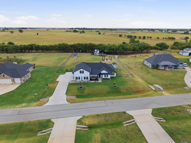 10216 Finch Road, Sanger, TX 76266