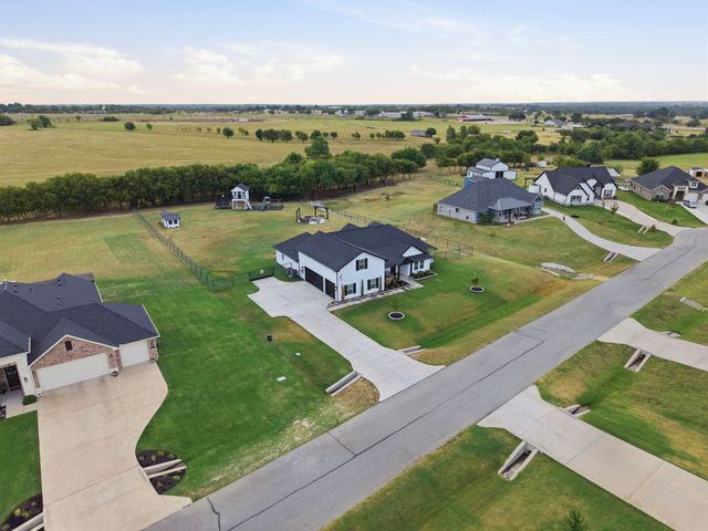 10216 Finch Road, Sanger, TX 76266
