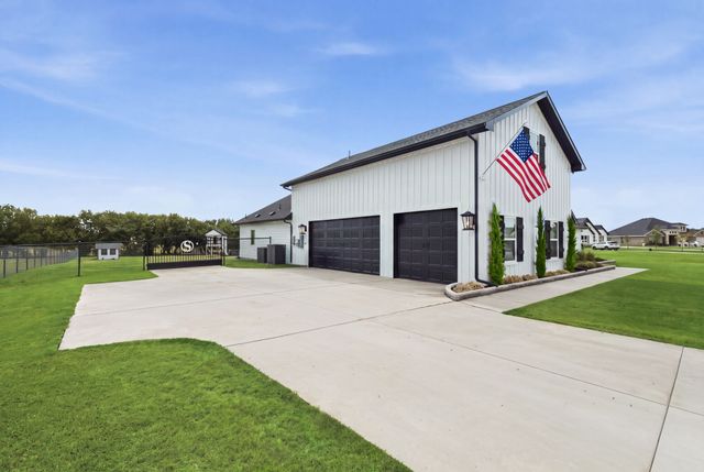 10216 Finch Road, Sanger, TX 76266