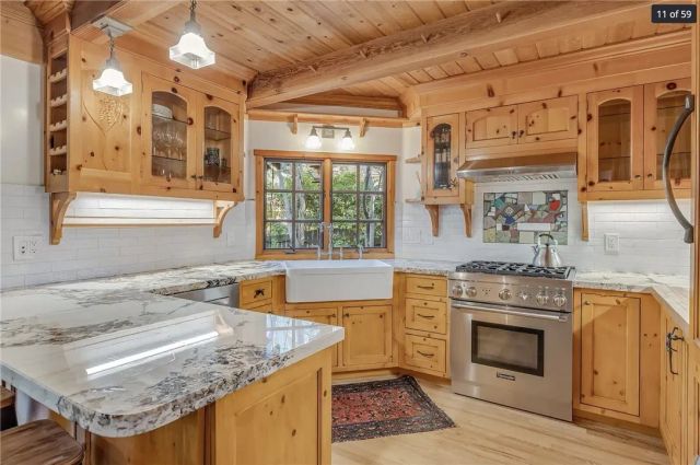 1225 Roosevelt Ln, Laguna Beach, CA 92651